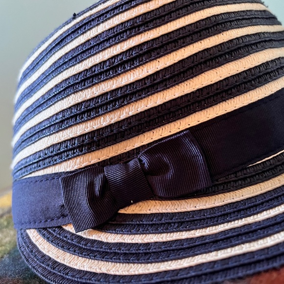 Gymboree navy and white striped nautical short-brimmed sun hat - Picture 3 of 6